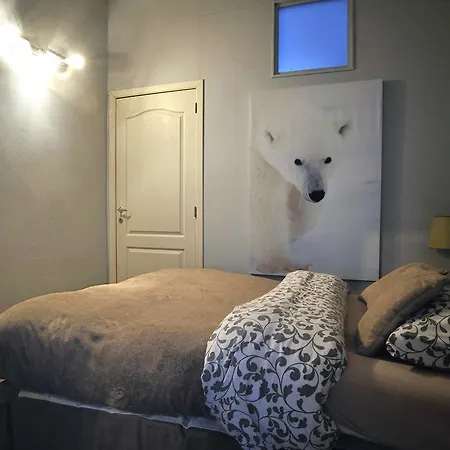 La Tete Ailleurs Guest house