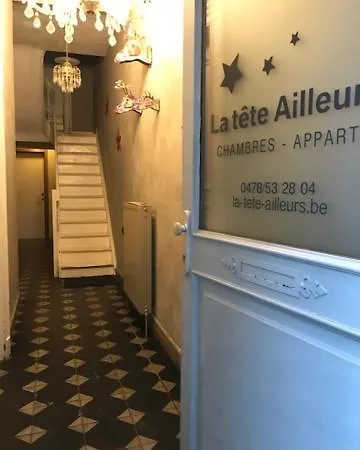 La Tete Ailleurs Guest house *